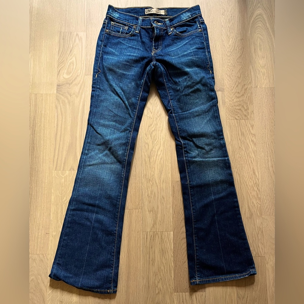Old Navy Low Rise Distressed Bootcut Jeans Size 0